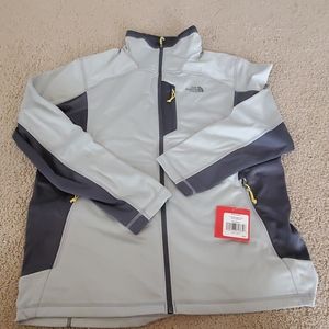 NWT Men's North Face Lightweight Jacket